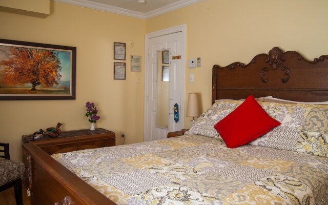 Maison Des Jardins B & B
