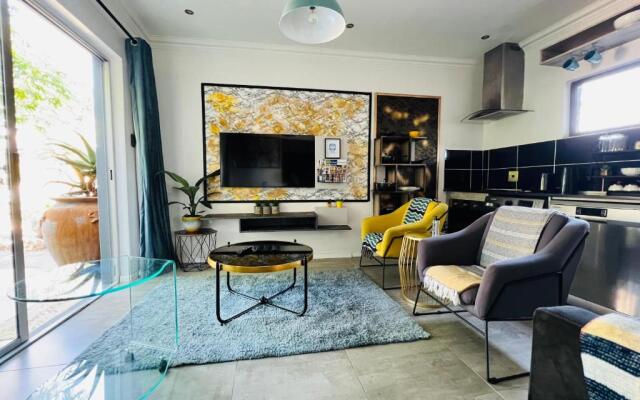 24 On Basil Boutique Aparthotel