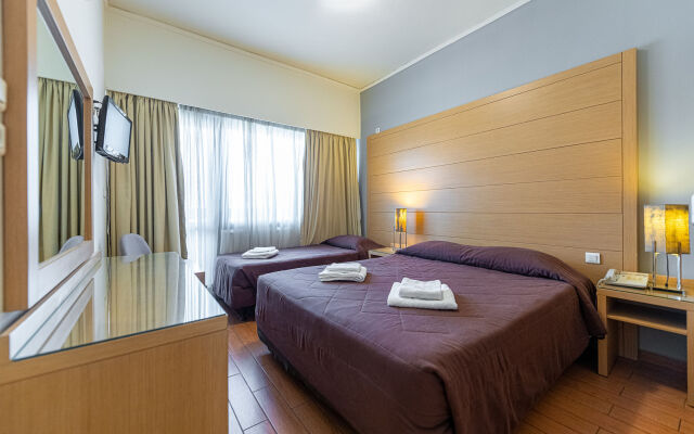 Parnon Hotel