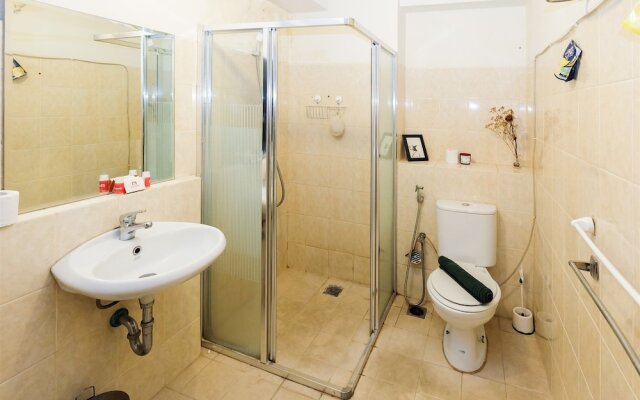 Pool View @ The Wave Apartment near Epicentrum Kuningan