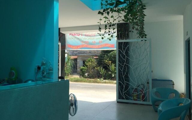 Mai Tuan Chanh Mon A Hotel