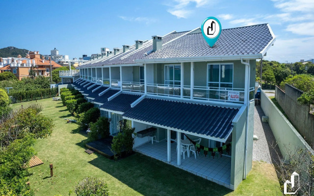 Frente ao mar com 03 dormitórios