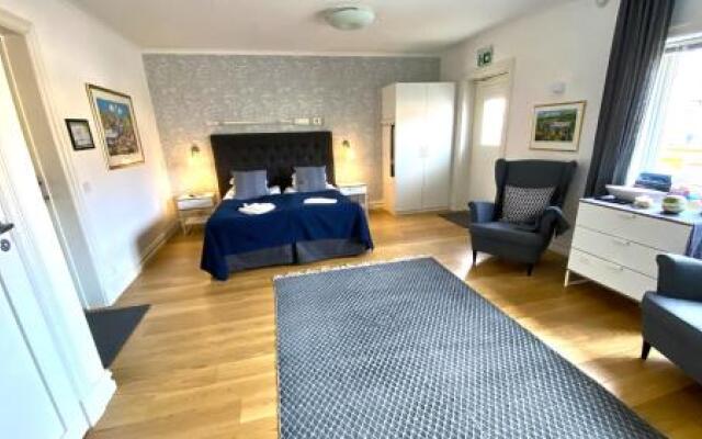 Hotell Villa Lönndal B&B