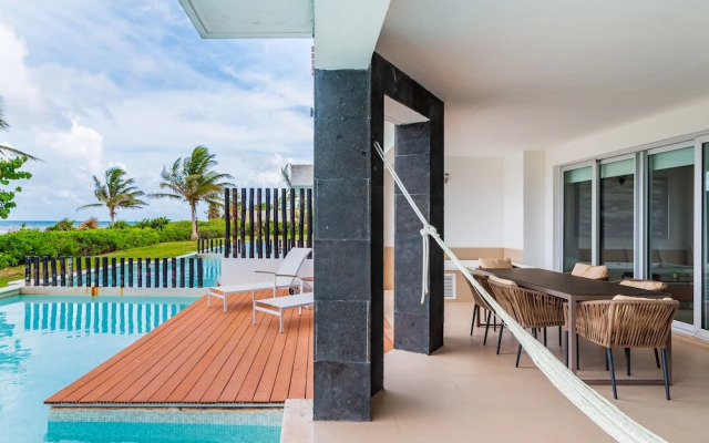 Mareazul Beach Condos Playa Del Carmen