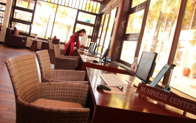 Golden Sand Resort & Spa