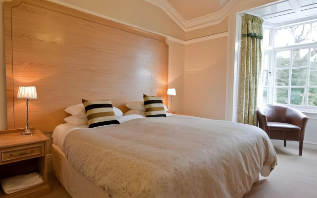 Lyzzick Hall Hotel