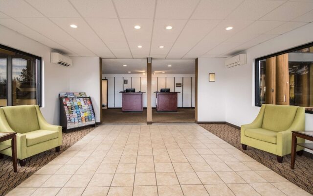 Rodeway Inn & Suites Portland - Jantzen Beach