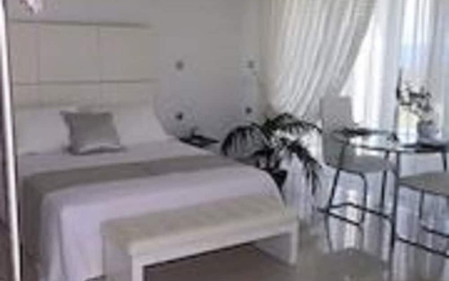 Ktima Reveli White Suite 2persons