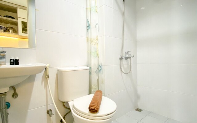 Modern Look And Comfy Studio Patraland Urbano Apartment