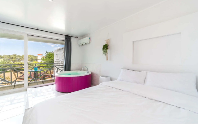 Taean piano spa pension