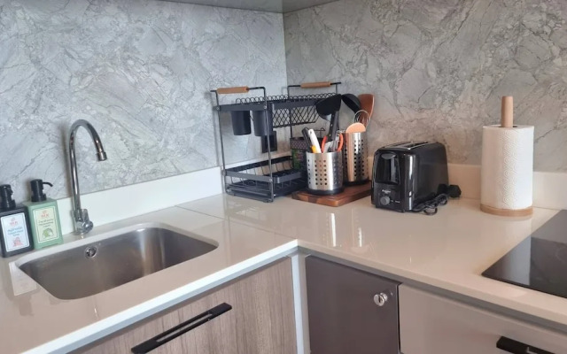 B201-nice Seaview One Bedroom Apartment 300 Meters Walk to Ao Nang Beach