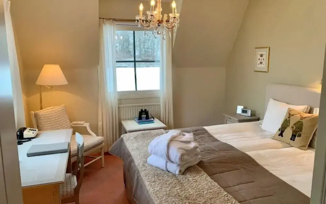 Engsholms Slott - Adults Only