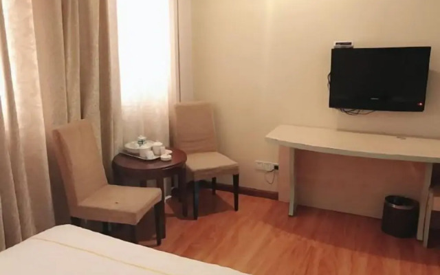 Huayue Business Hotel