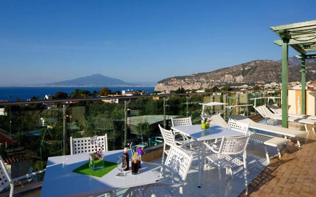 Comfort Hotel Gardenia Sorrento Coast