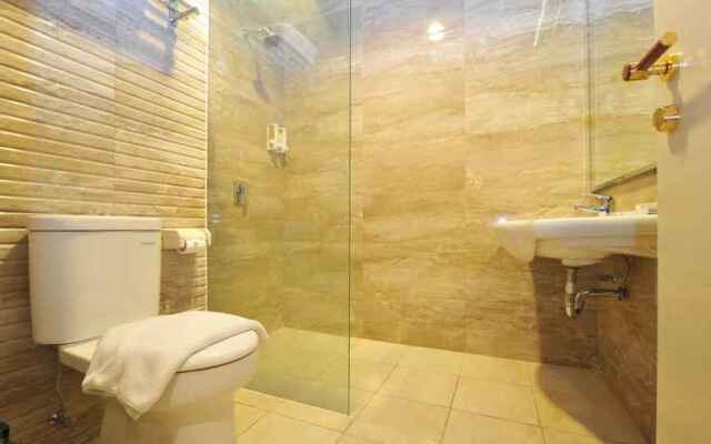 Studio Inn & Suites
