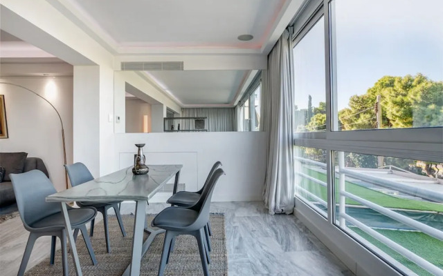 South Blue Luxury Apartment in Vouliagmeni