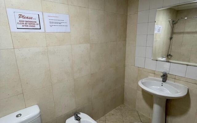 Pharaohs Inn Deira Hostel