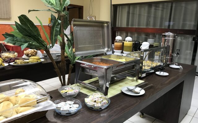 Larison Ji Parana Hotel