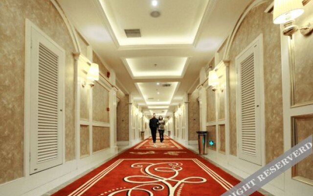 Royal Holiday Hotel (Wuyan Military District Headquarters Branch)
