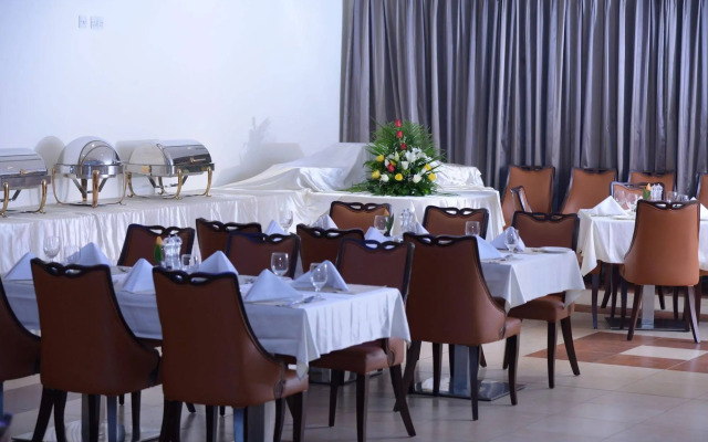 Al Madina Suites Doha