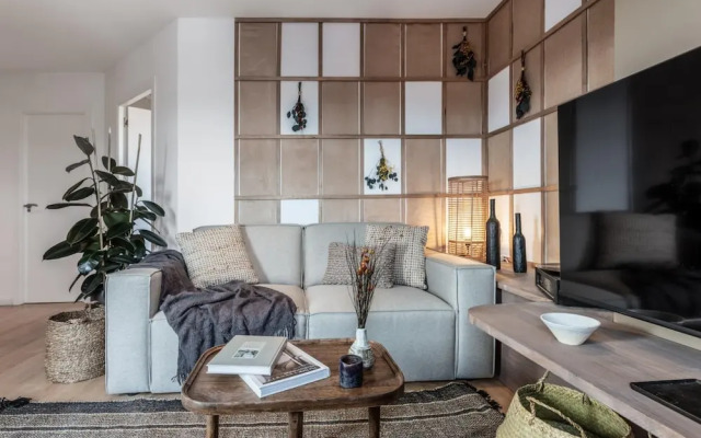 Triana - 1 Bedroom Apartment in Trafalgar