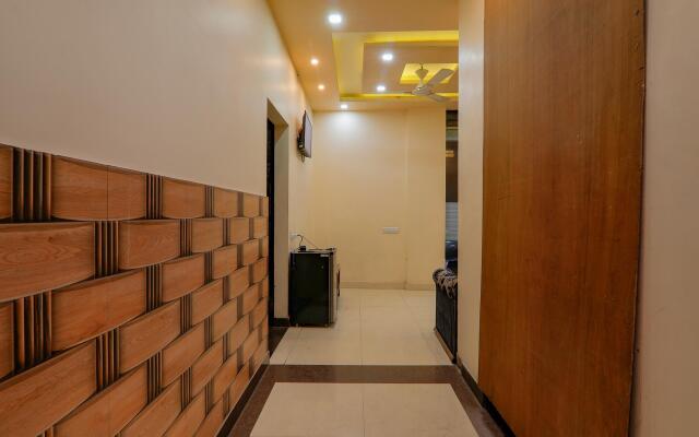 Fabhotel Shree Galaxy