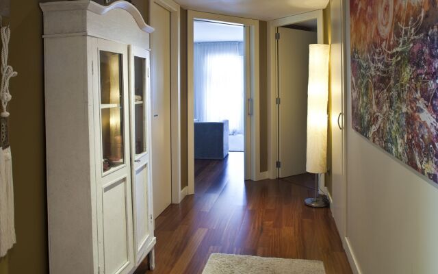 UD Apartments - Luxury Beach Apartment with Terrace