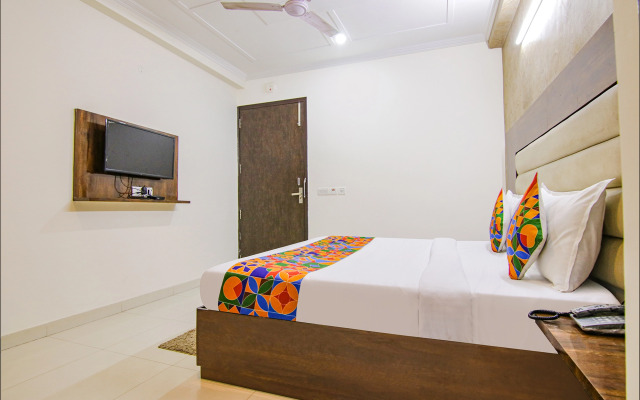 Fabhotel Airport Avalon