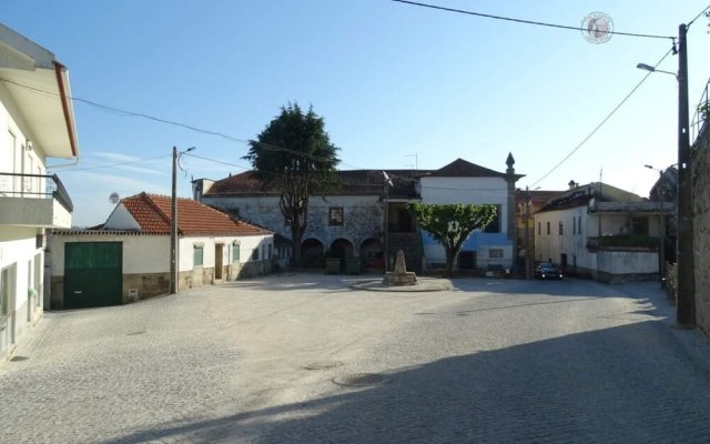 House With 3 Bedrooms in Tourais, With Enclosed Garden and Wifi