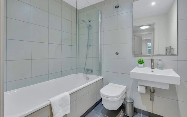 1 Bed Serviced Apartment near Blackfriars