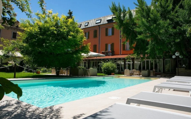 Hotel Milano Pool & Garden