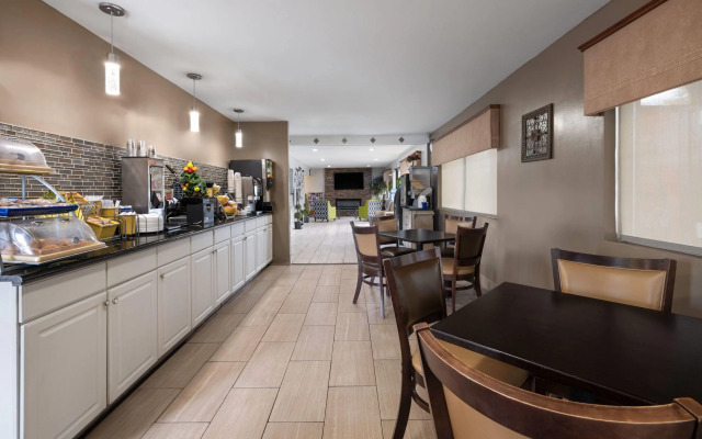 Days Inn by Wyndham Anderson