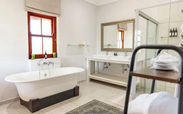 Lovane Boutique Wine Estate & Guesthouse