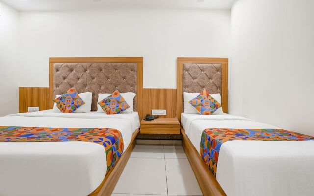 Fabhotel Silver Inn