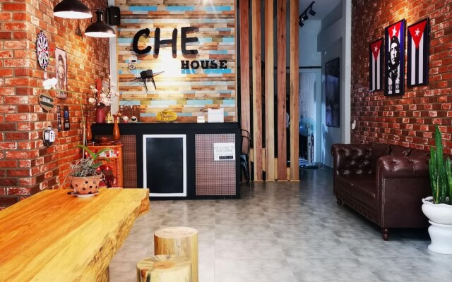 Dalat Che House