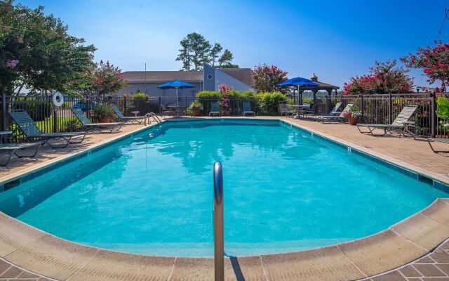 Spark by Hilton Chincoteague Island