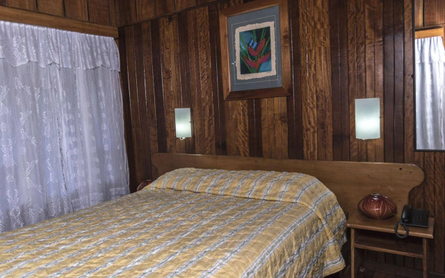 Jaguarundi Lodge