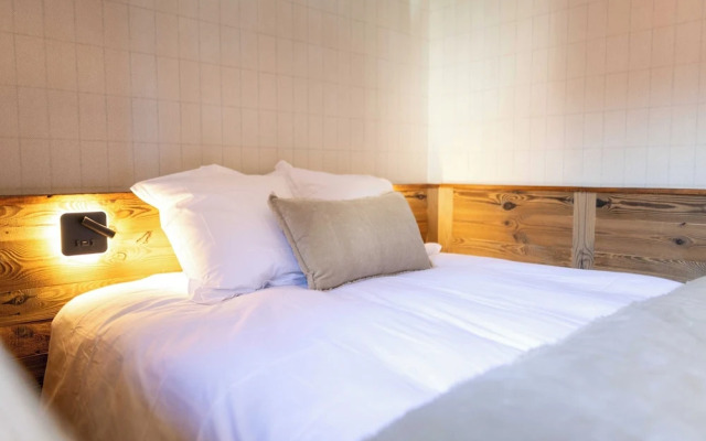 Apartment With Terrace and Parking Heart of Mega\"ve