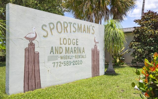 The Sportsman's Lodge & Marina