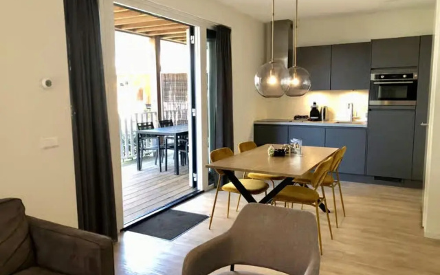Beautiful Lodge Close to the Beach