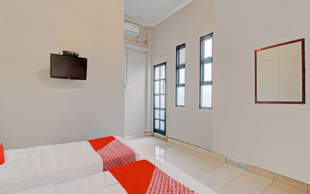 Hotel O Kalista Guest House Syariah – Guest Rooms – Pekanbaru