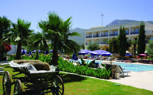 Altinkaya Holiday Resort