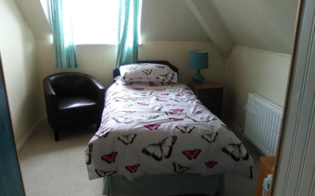 Anchor b & b