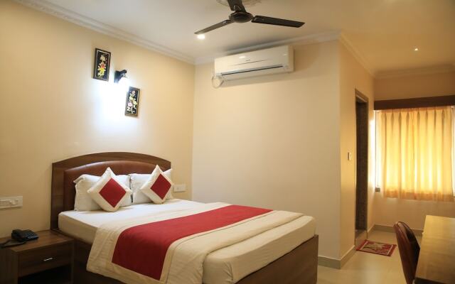 Hotel Kumud Plaza