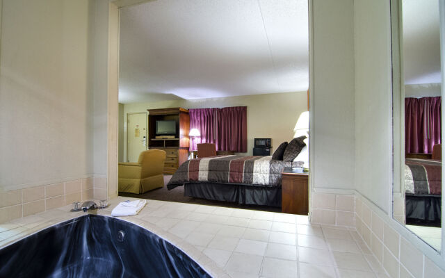 Knights Inn & Suites Emporia