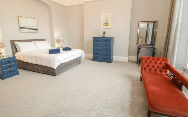 1 Tyn Y Caeau Apartment