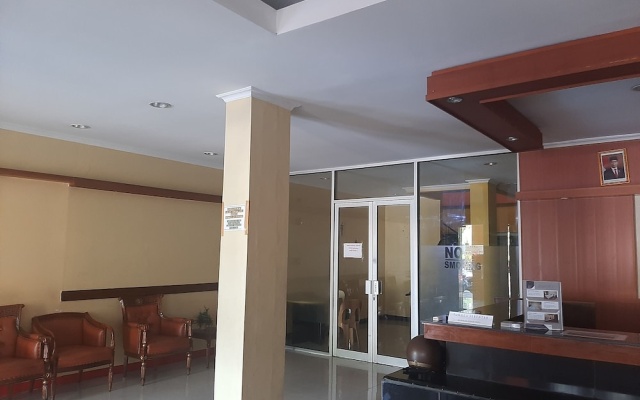 Simpang Lima Apartel – Lobby – Semarang