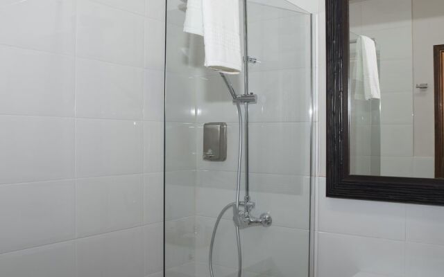 BellaSombra Suites