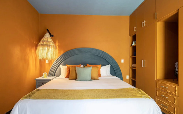 Vibrant 3Bed Villa - A Deco Retreat