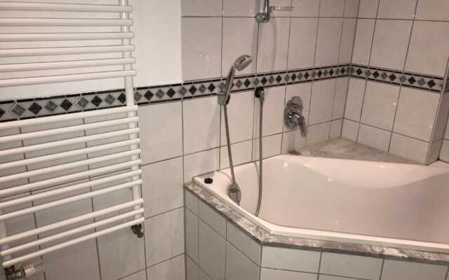 A&S Hostel Bonnerstr. 64